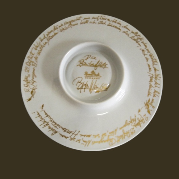 SET of 2 ROSENTHAL  Bjorn Wiinblad MAGIC FLUTE WHITE DEMITASSE CUP & SAUCER - Picture 5 of 6